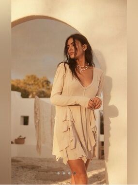 Free People Storm Cloud Grey Ruffle Beach Dress Extra Long Sleeve Size L Pockets